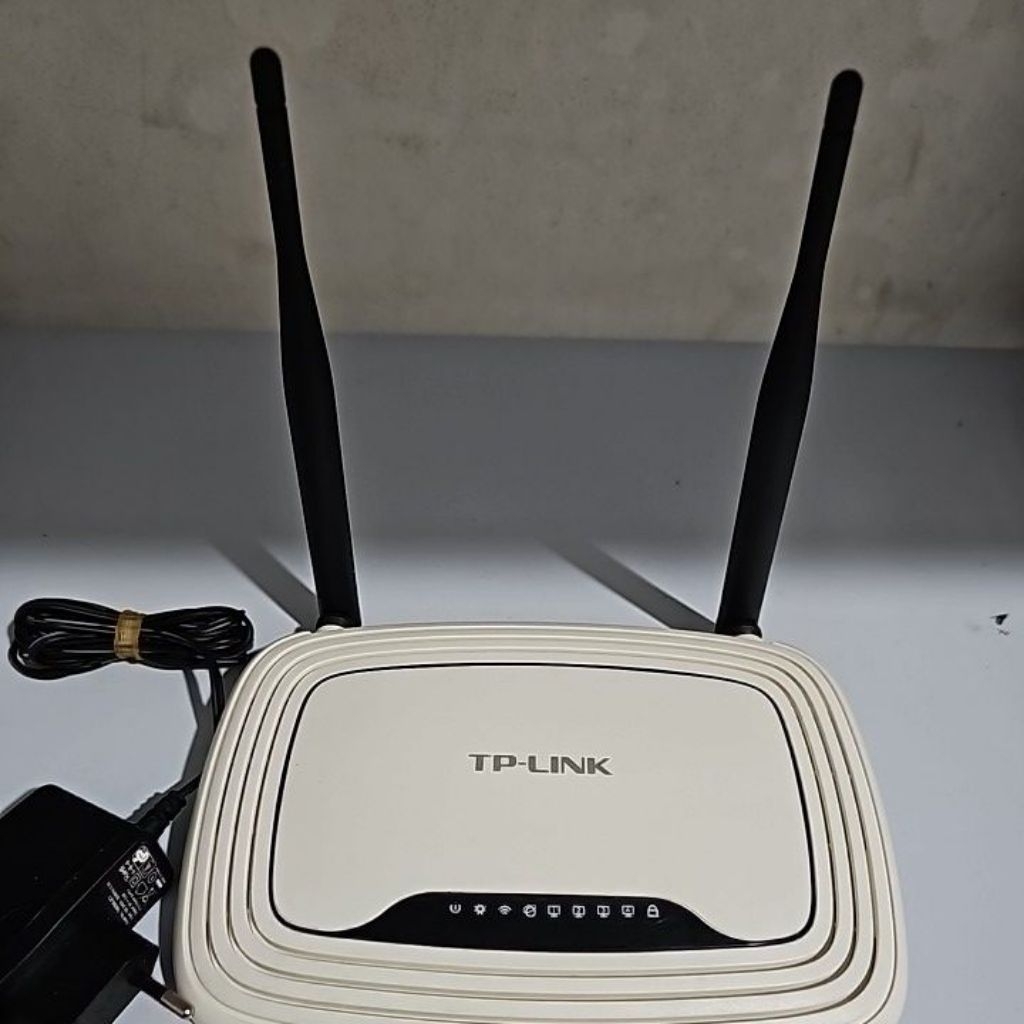 TPlink TL=WR841N+adaptor