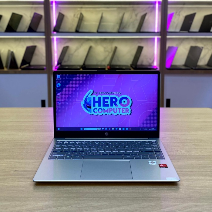 Laptop HP 14 EM0222AU, amd athlon Silver 7120u (Ram 8gb)