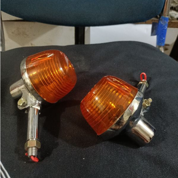 lampu sein CB200 lampu reteng CB200 bahan besi set kanan kiri//lampu sein reteng CB200