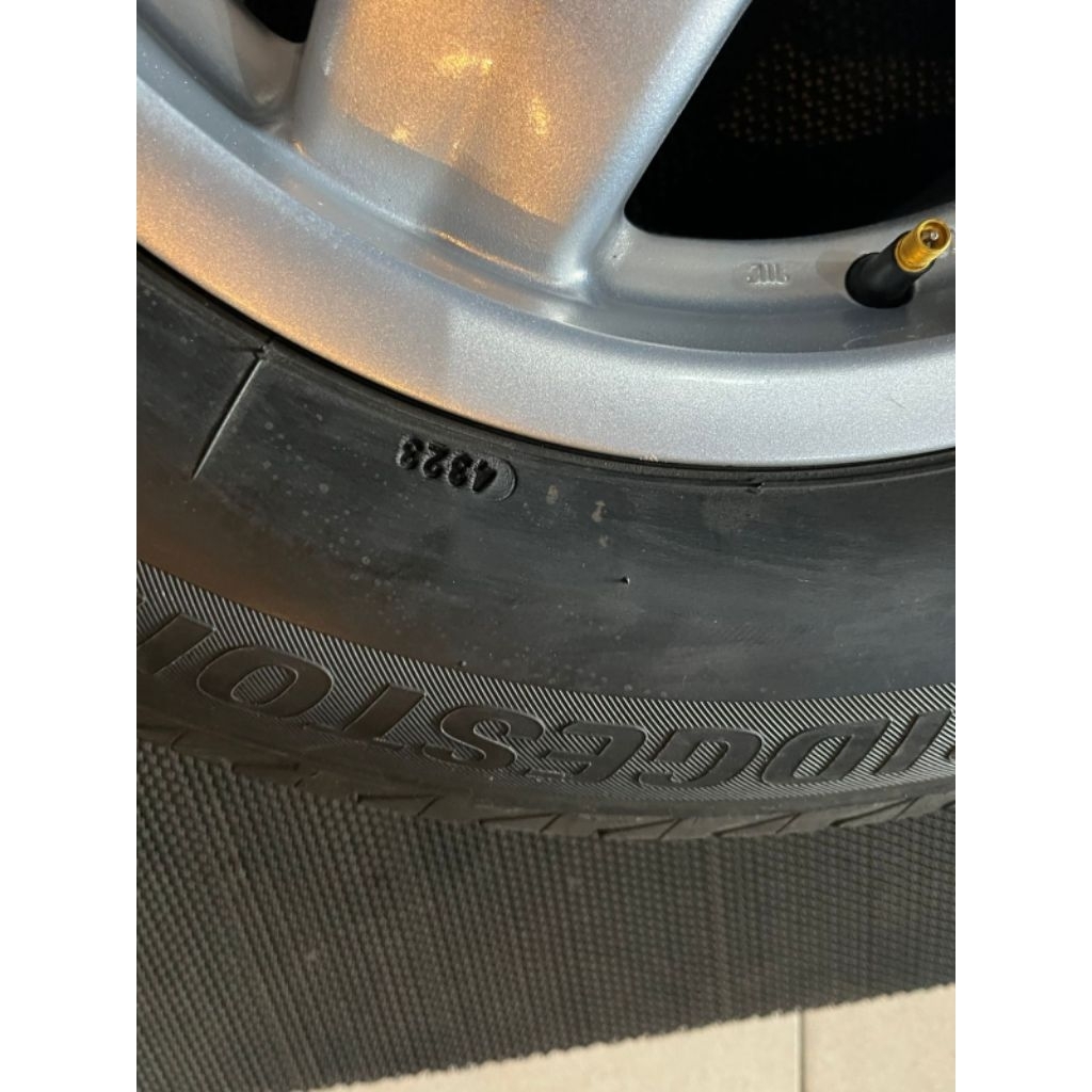 BRIDGESTONE TURANZA 195/70 R14 /2015