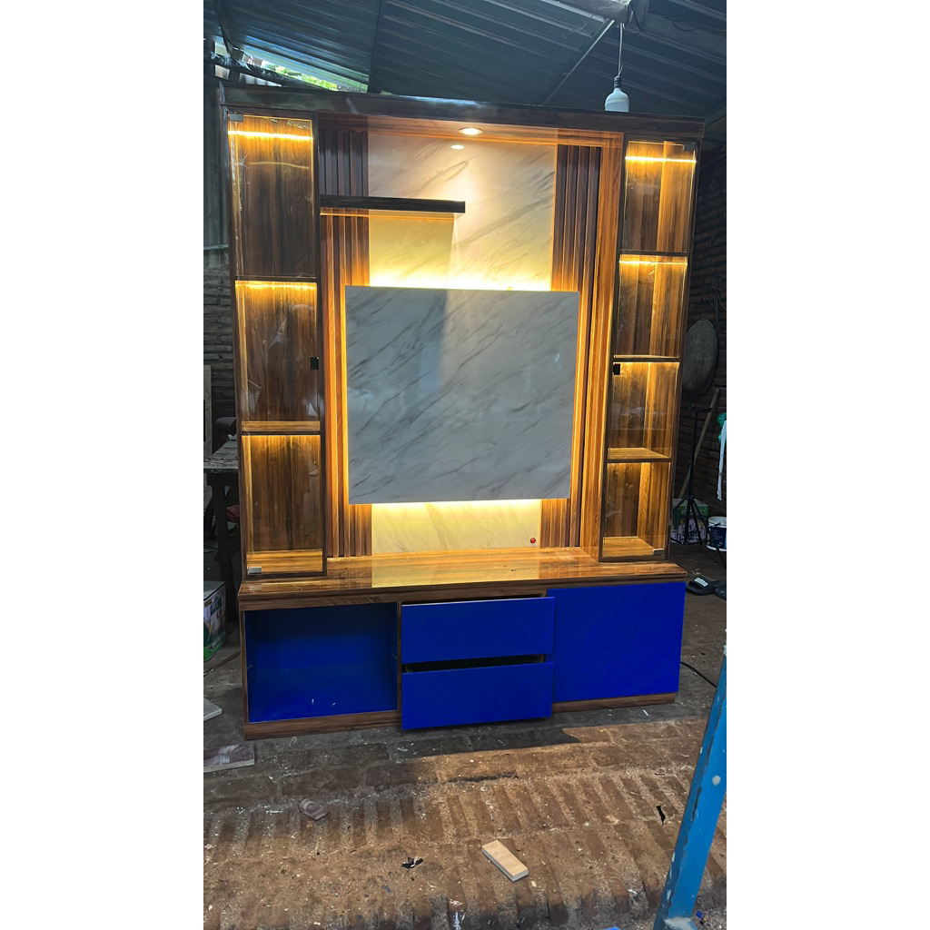 Backdrop TV / bufet / lemari tv