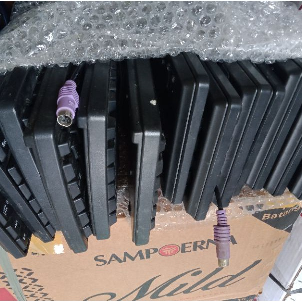 Keyboard Logitech ps2 second