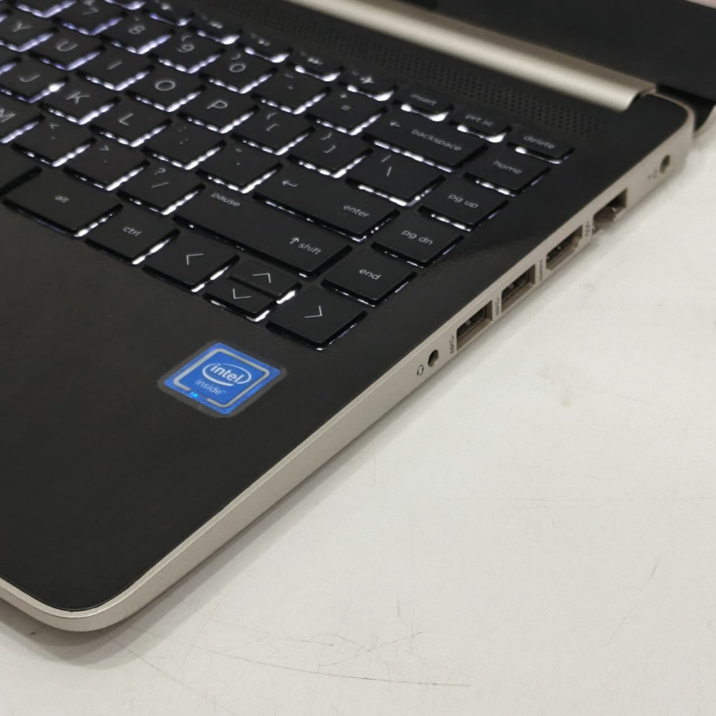 Laptop HP 14s cf1xxx Celeron 4205 RAM 4/ SSD 256 GB