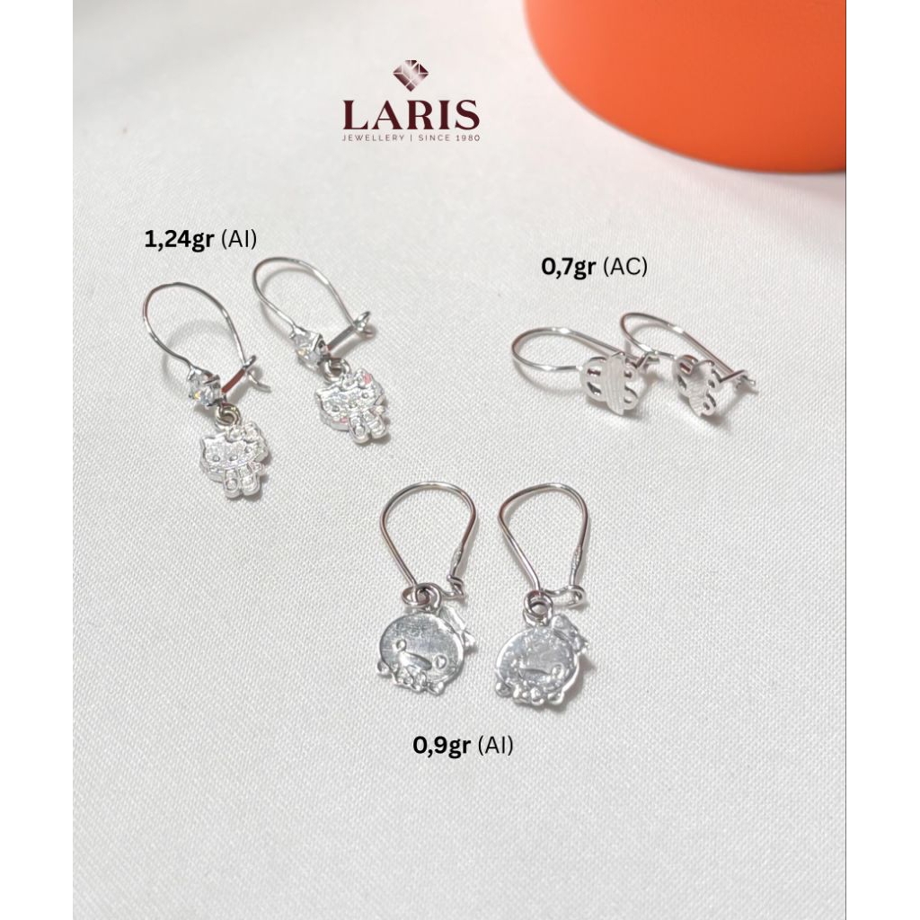 LarisJewellery//AntingAnak//Putih//17K