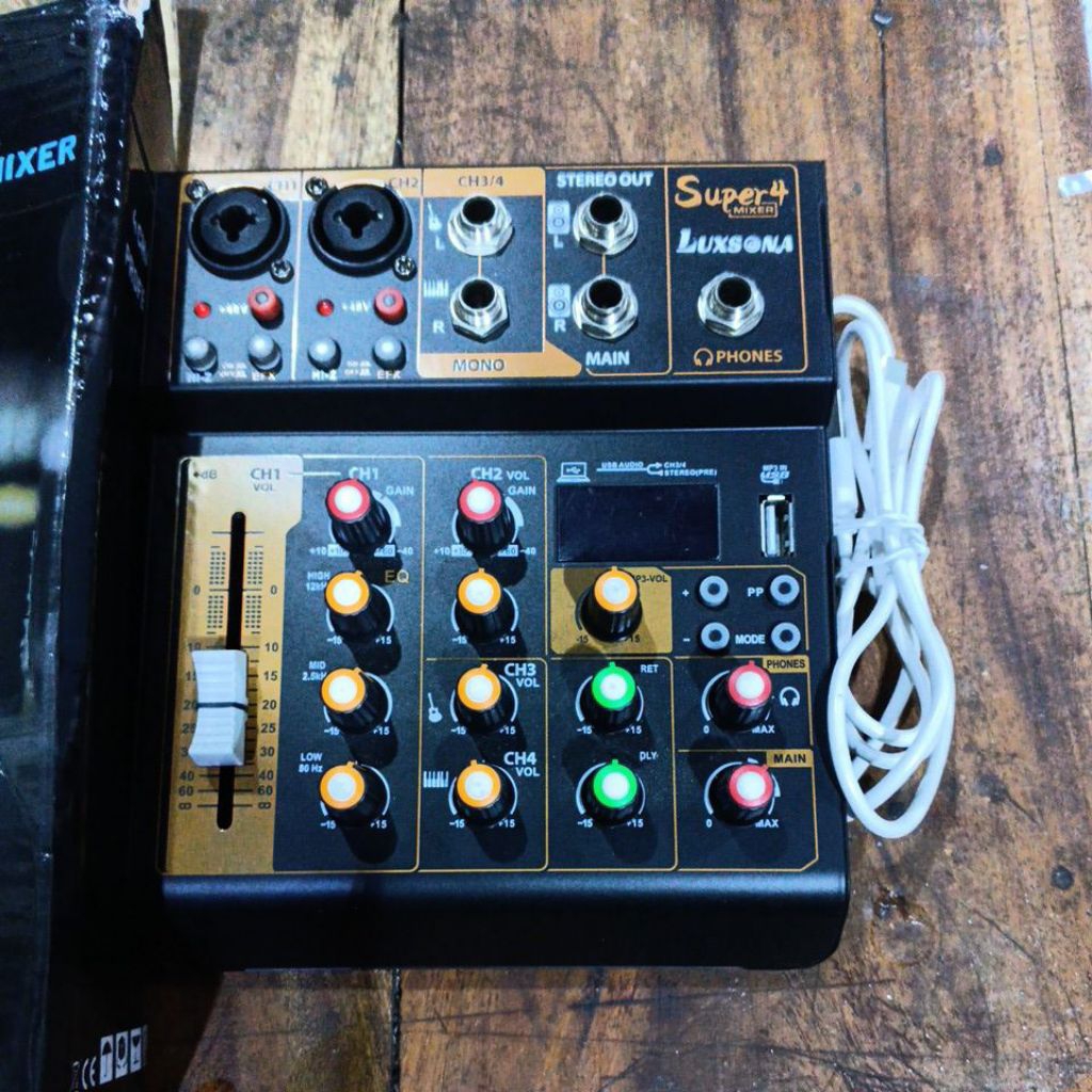 LUXSONA Mixer Audio 4 Chanel - 99 Efek DSP, USB & Bluetooth