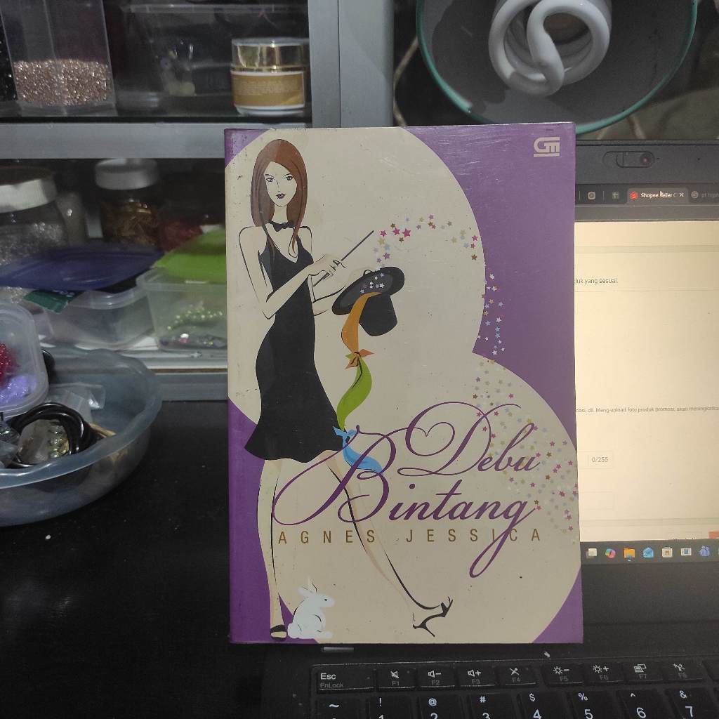 Novel Serba 12 Ribu - Novel Debu Bintang - Agnes Jessica - Novel Original Preloved