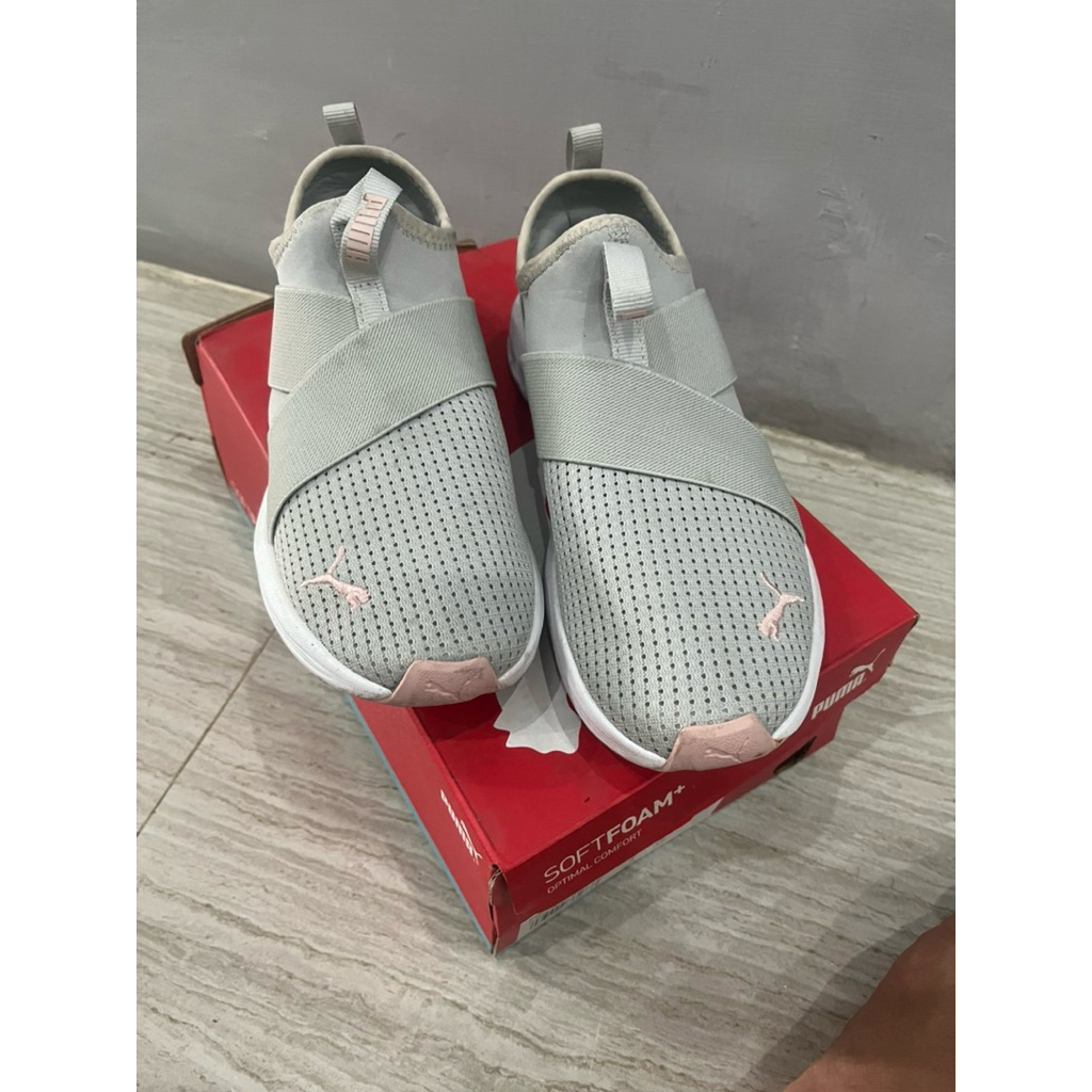 PRELOVED puma