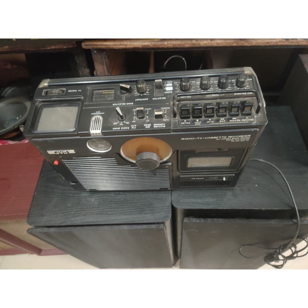 radio tape bumbox jvc FM am