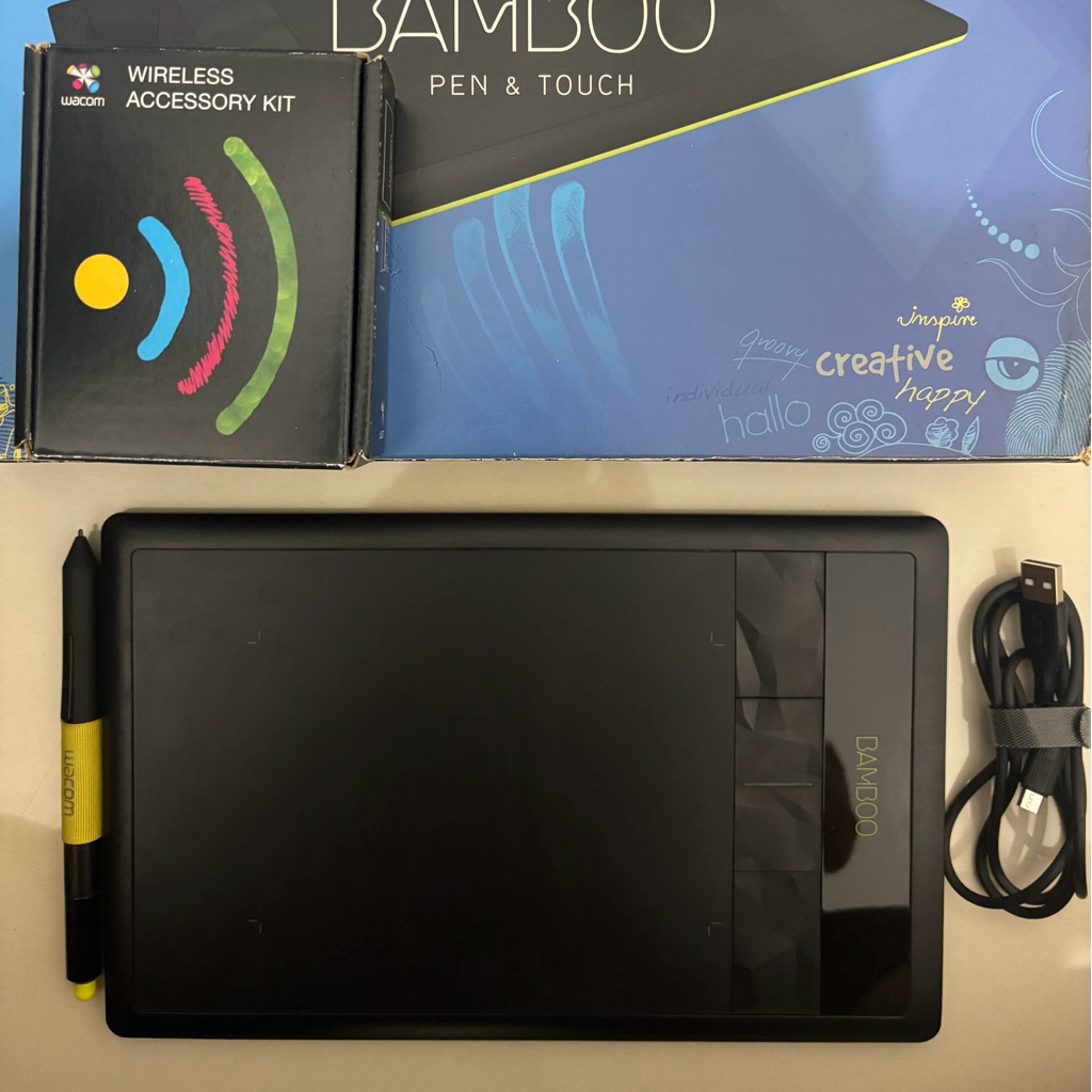Wacom Bamboo Capture Pen Tablet CTH-470 + Wireless Kit Accessory