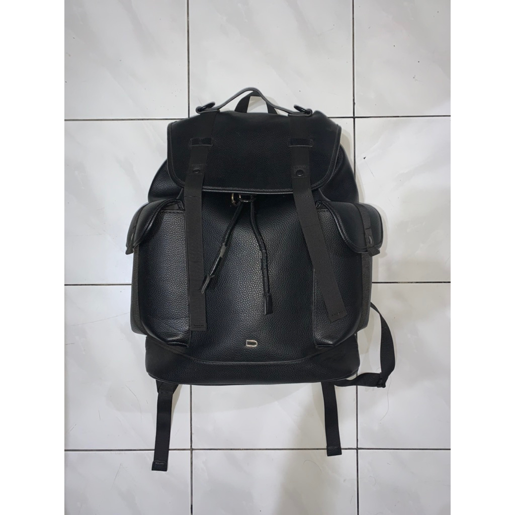 Preloved/Bekas Tas Merk Denali Varian Leandro Hitam Rucksack Explorer