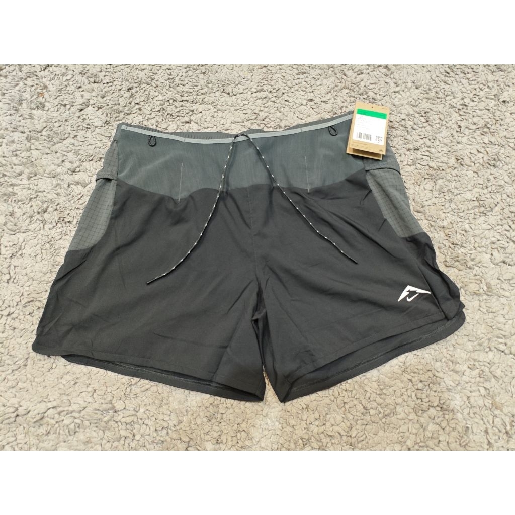 Nike Dri-FIT Celana Pendek Pria Trail Sunrise 5" ADV - Black XL BNIB
