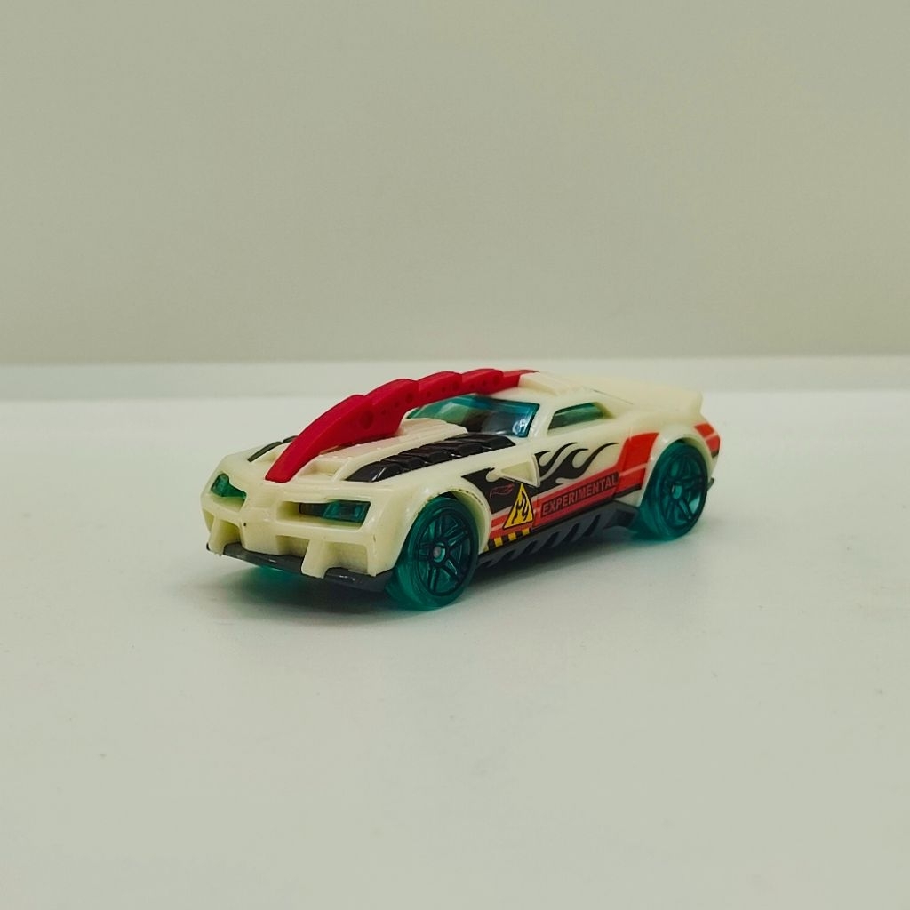 LOOSE Diecast Hot Wheels BARBARIC COLOR SPLASH SCIENCE LAB 5-PACK Mainan Anak Mobilan Murah Lelang H