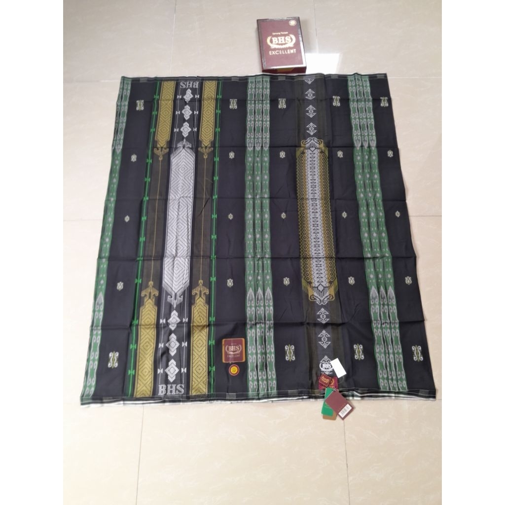 Sarung BHS EXCELLENT GOLD JACGUARD (JGF)