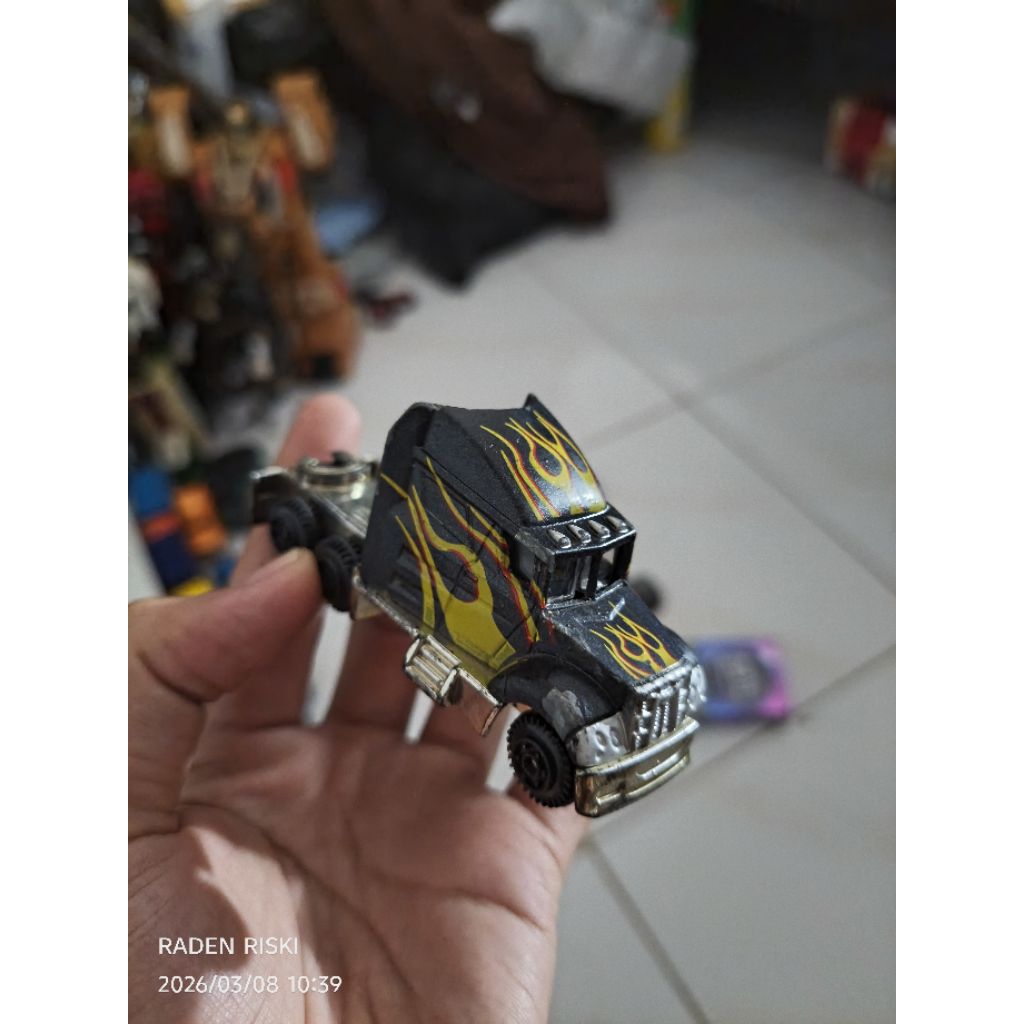 diecast truck trailer motormax anggap junk