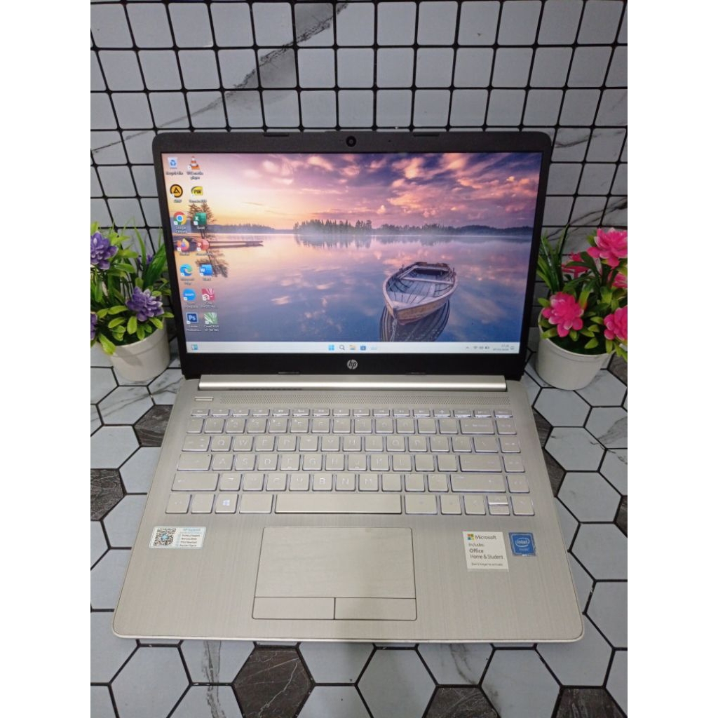 Laptop Hp 14s - cf2017TU  Intel Celeron N4020 RAM 4GB SSD 256GB