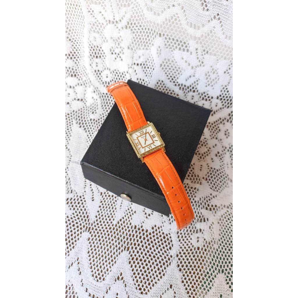 Guess Original Type W0829L10 Jam Tangan Wanita Second Kondisi istimewa