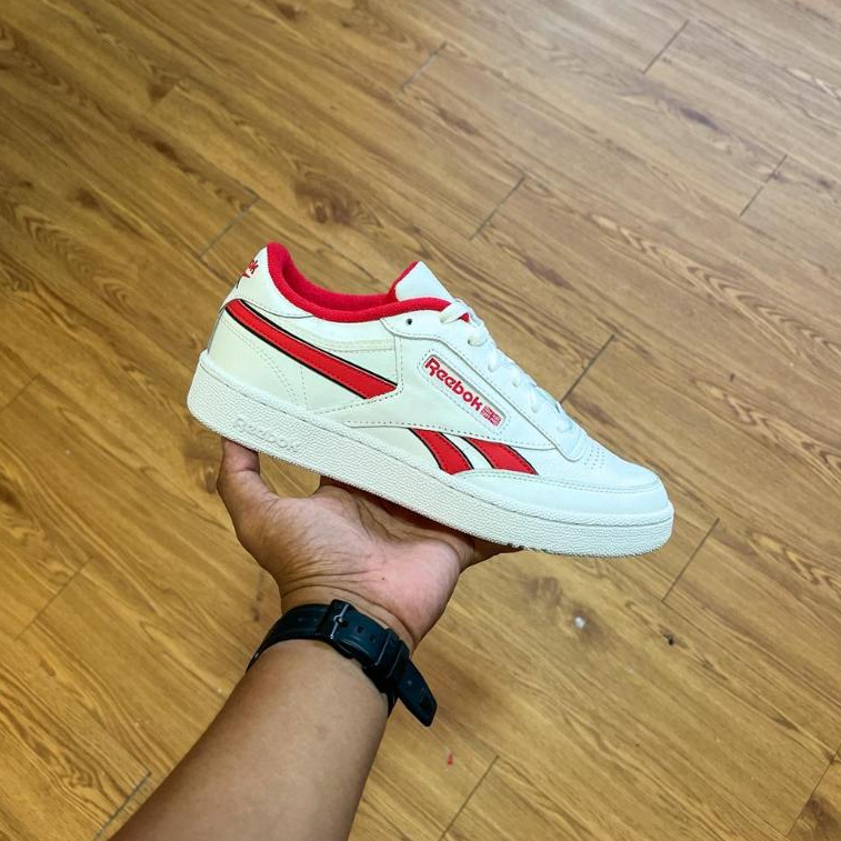Sepatu Sneakers Reebok Club C Revenge White 10003371 Original Resmi
