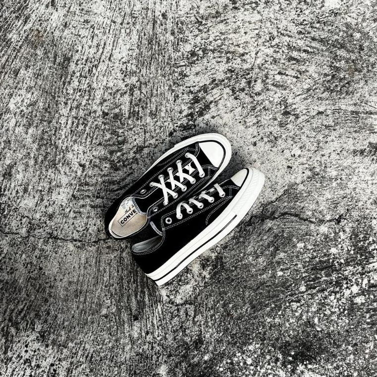 Sepatu Sneakers Converse Chuck 70s Low Egret Black White 162058C Original Resmi