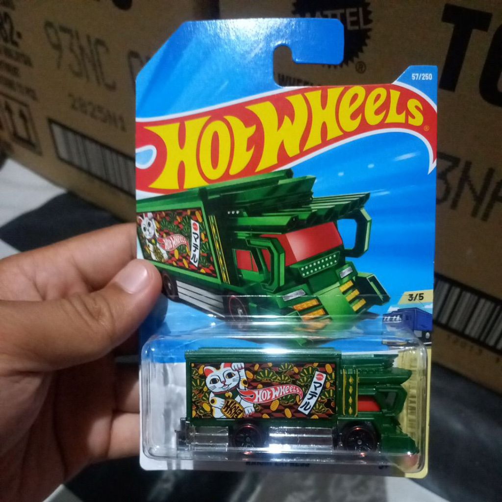 Hot Wheels Raijin Express