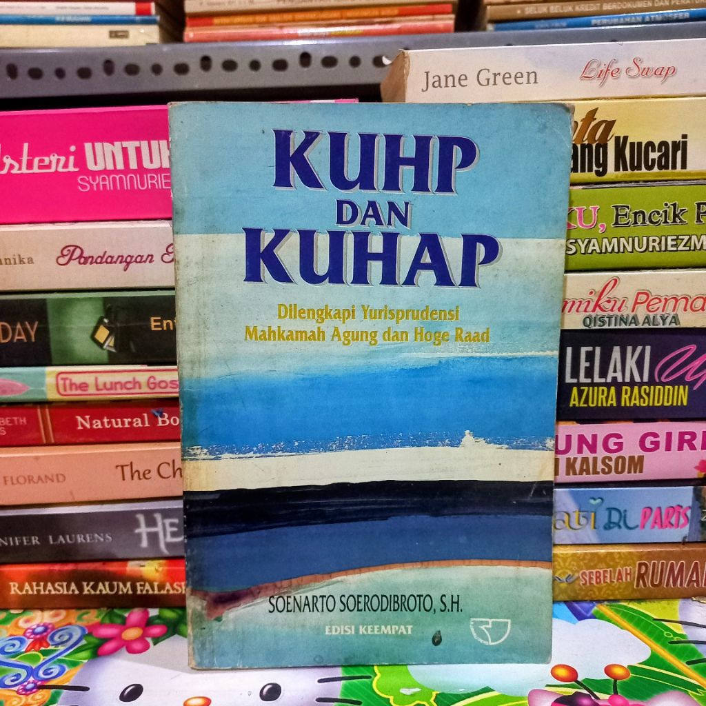 BUKU KUHP DAN KUHAP DILENGKAPI YURISPRUDENSI MA (ORIGINAL)