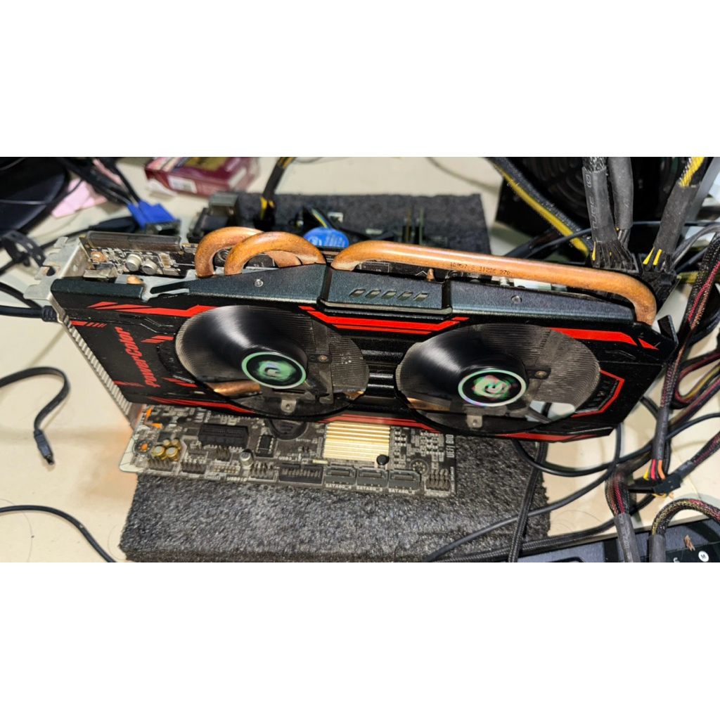 R9 280X 3GB DDR5 Minus Artefak