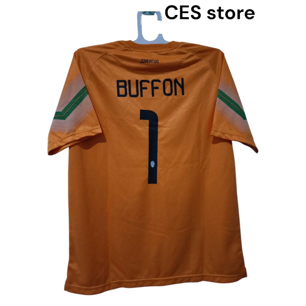 jersey baju bola sport casual juve kiper buffon