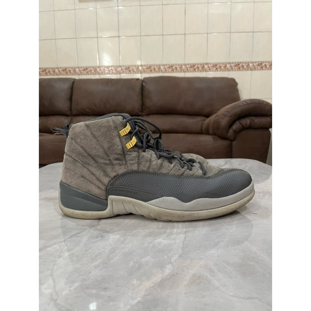 Sepatu Basket Jordan 12 Retro Dark Grey