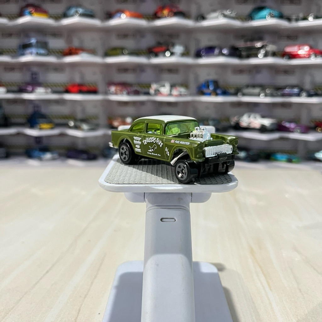 Hotwheels Chevy Bell Air Gasser loose 99%