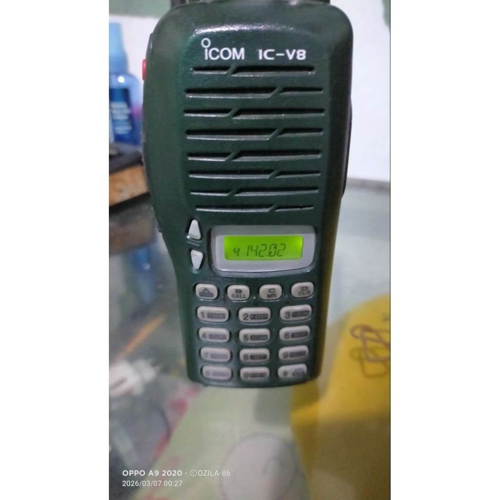 HT ICOM IC-V8 Batangan