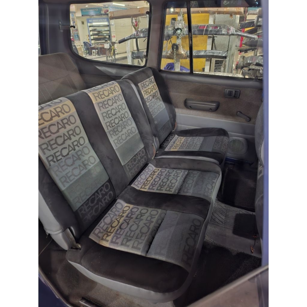 kain recaro buat bungkus jok mobil