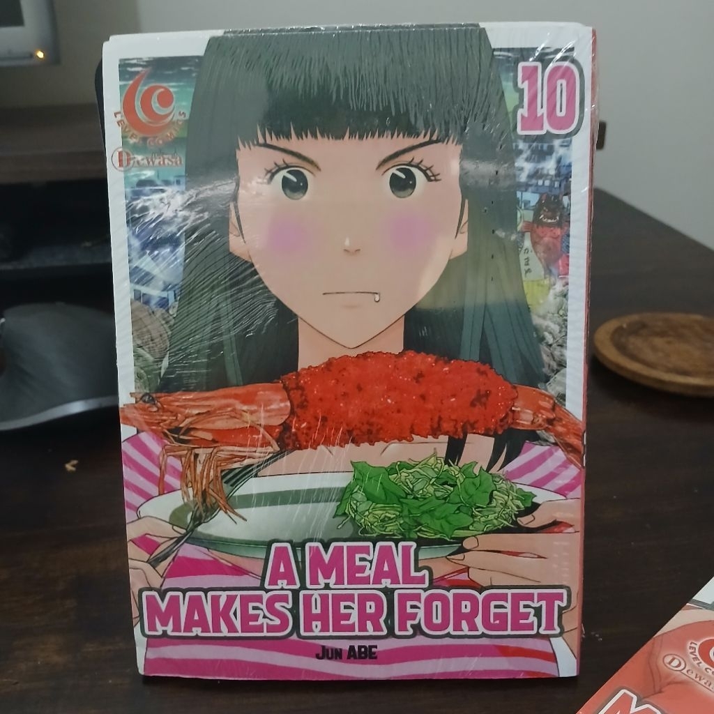 Komik A Meal Makes Her Forget