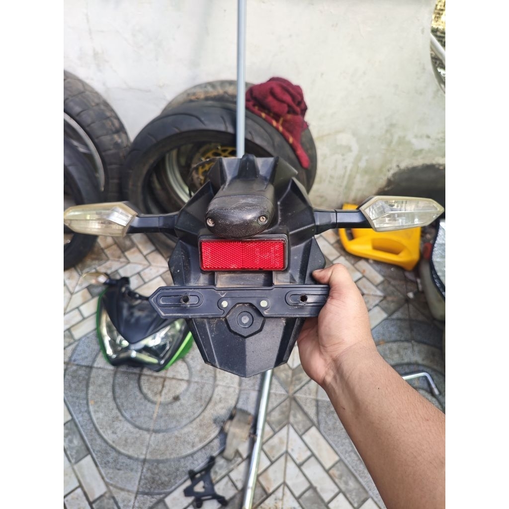 Spakbor ninja 250 fi original