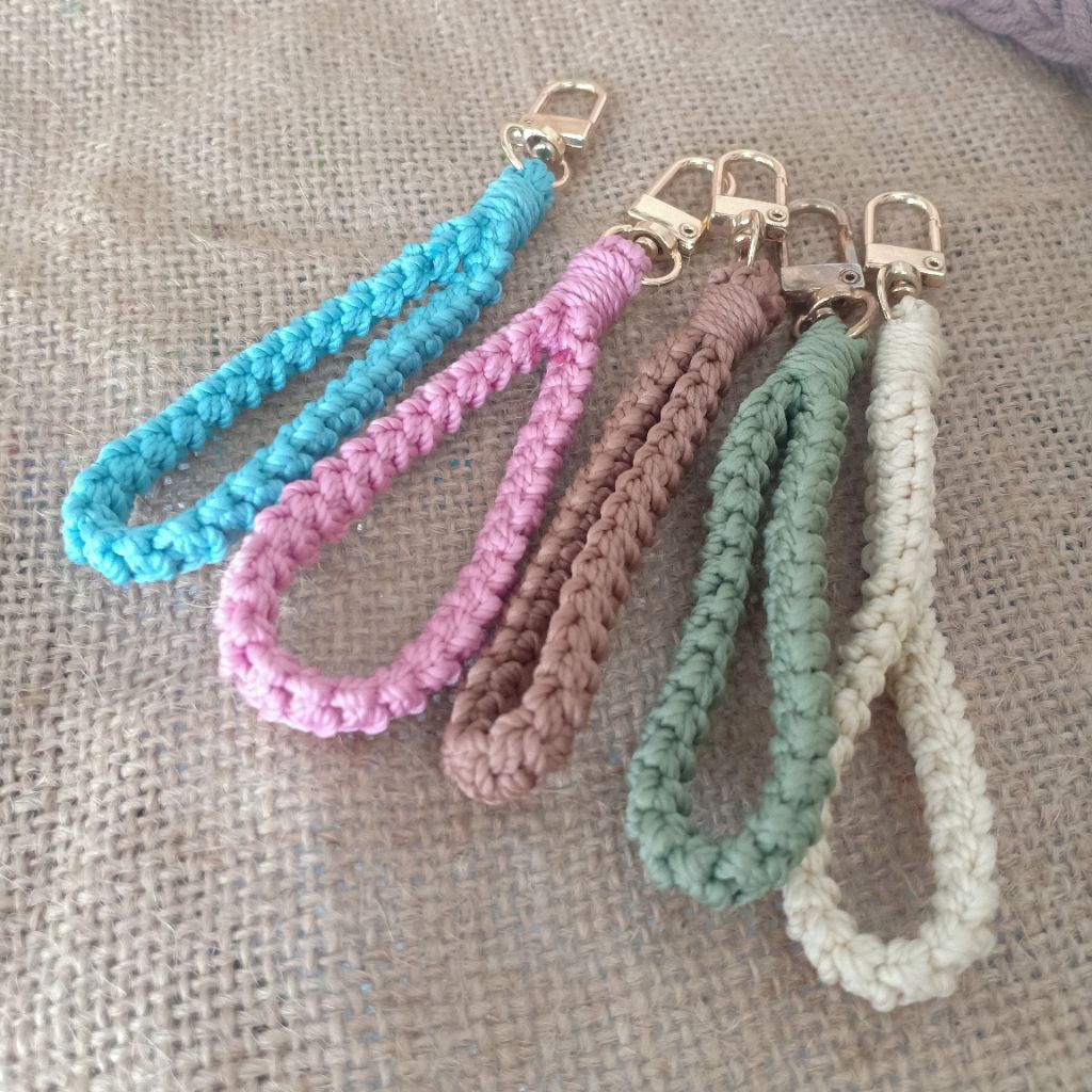 Tali Kunci Rajut, Tali kunci souvenir ,Gantungan Kunci Rajut