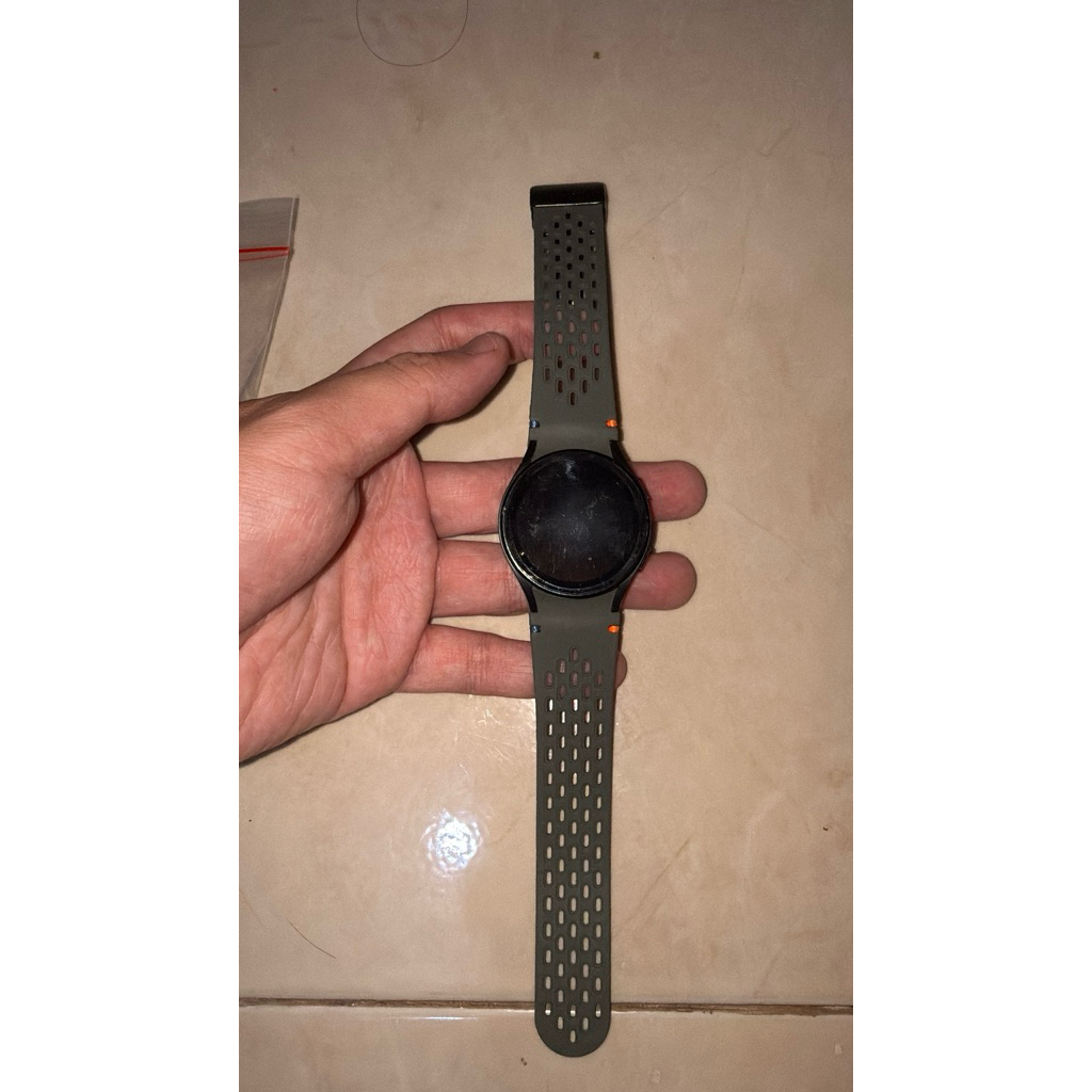 Samsung Watch 5 40mm SEIN second seken bekas