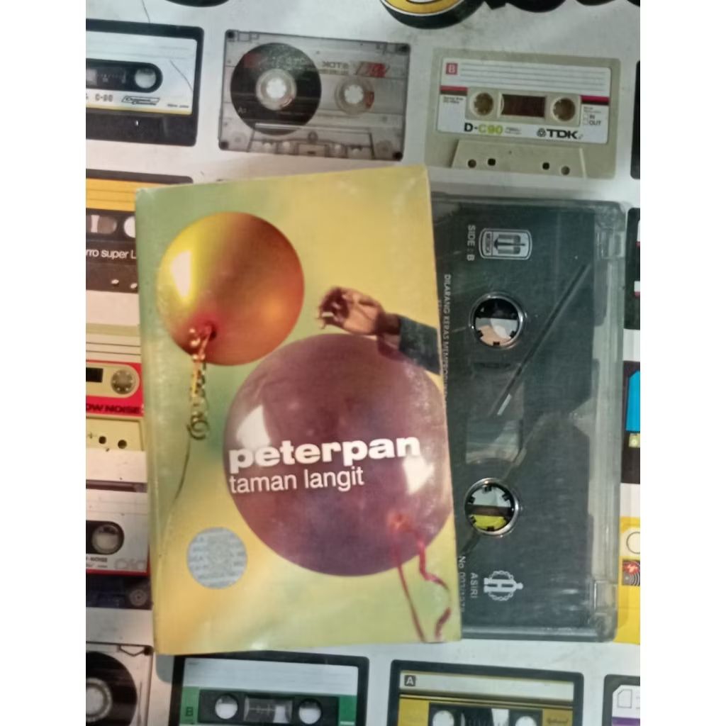 kaset pita peterpan album taman langit