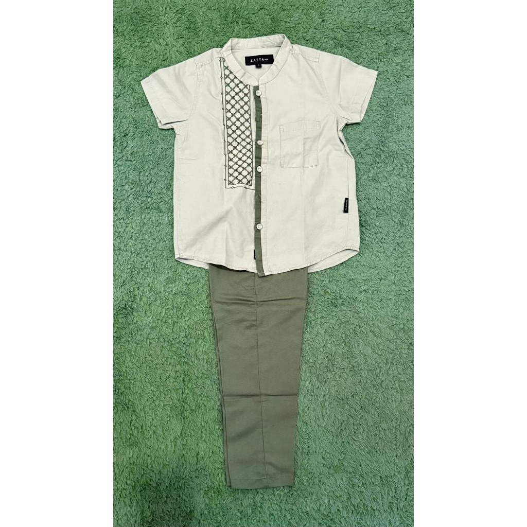 Preloved Baju Koko Elzatta Anak