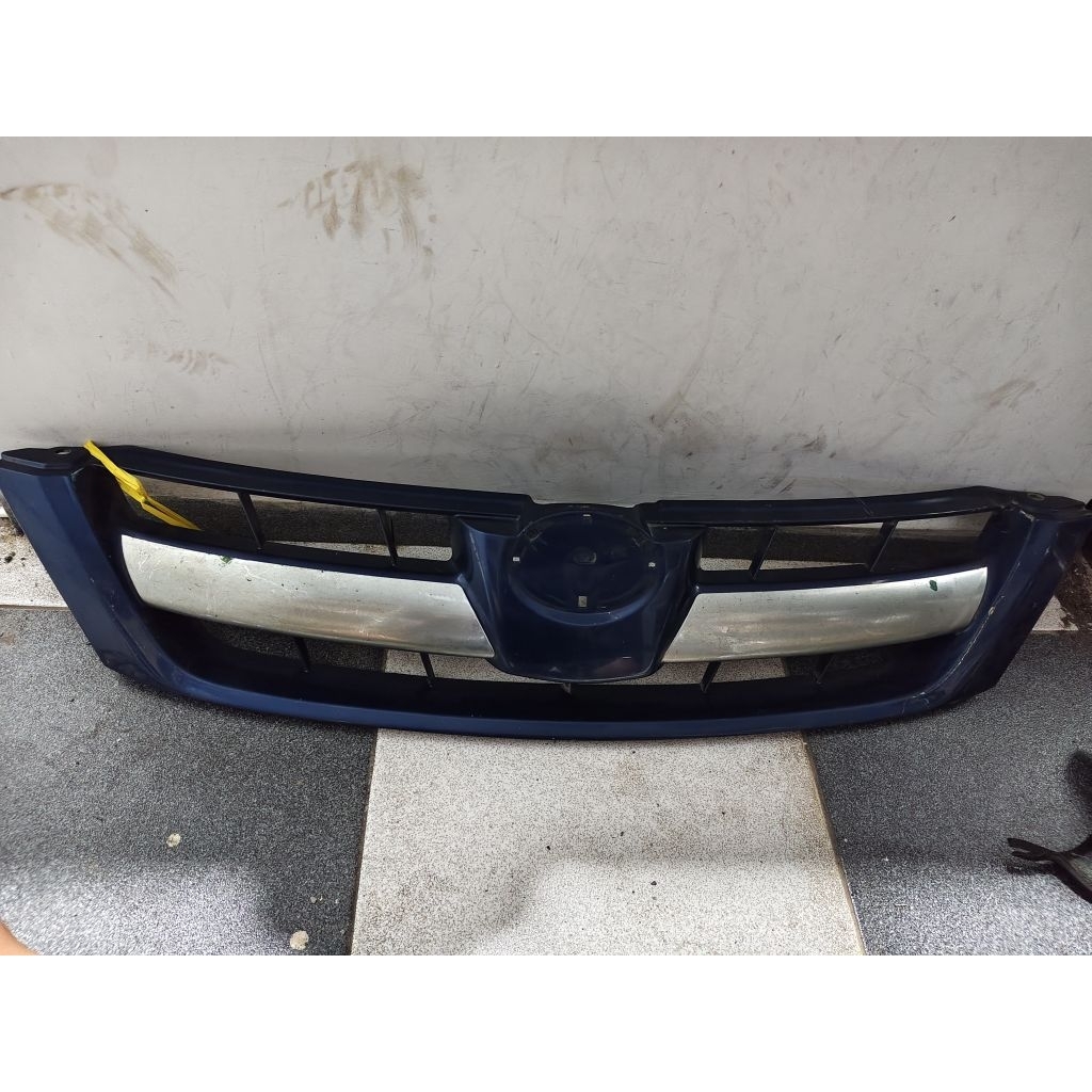 grill gril depan innova lama 2004-2007 original copotan