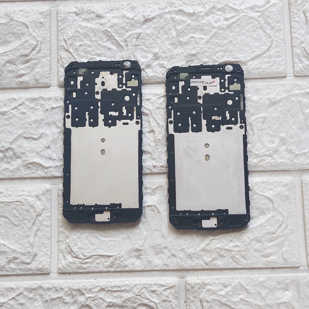 Frame Samsung J3 2016 - J320G Tatakan LCD Original Copotan - Dudukan Layar HP | Abhira Store