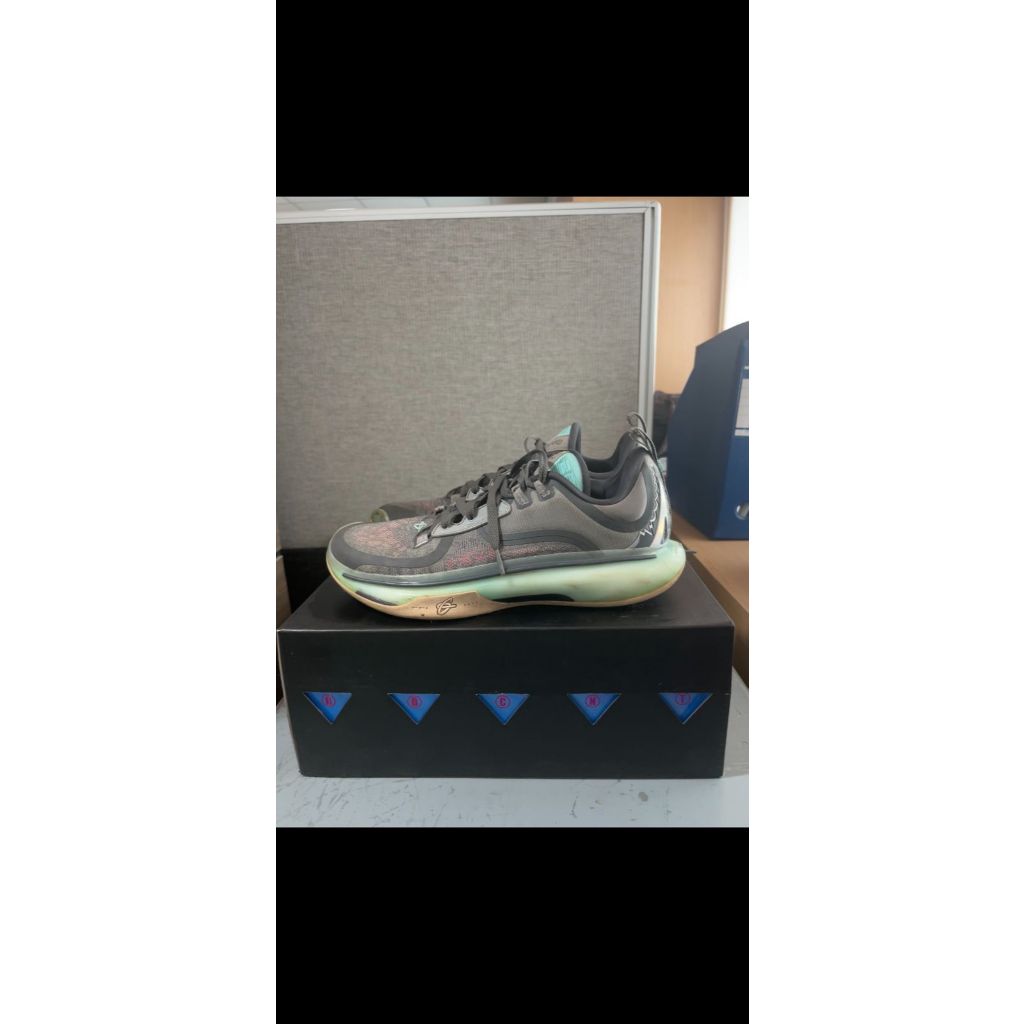 Sepatu Basket ANTA x Gordon Hayward GH5 Size US9.5 (insole 27 cm)