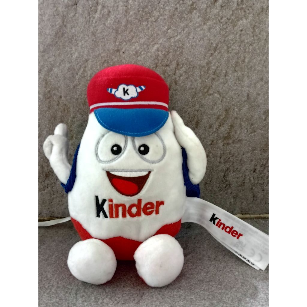 boneka/tempat sesuatu kinder