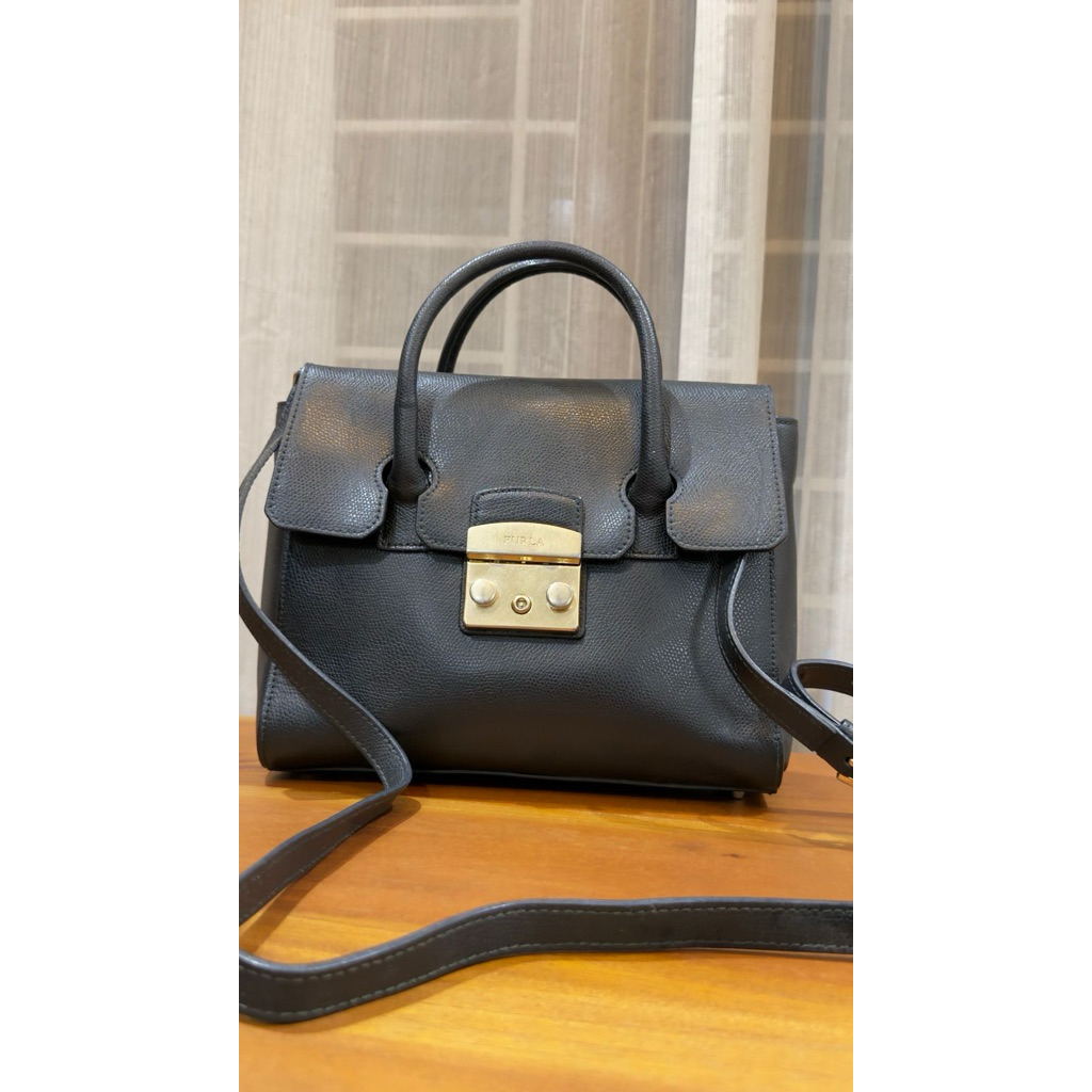 Furla Metropolis Satchel Authen preloved