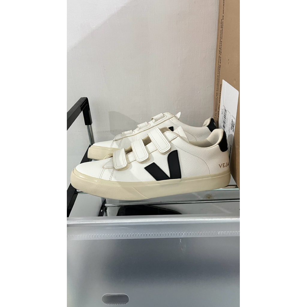 preloved veja original 100%