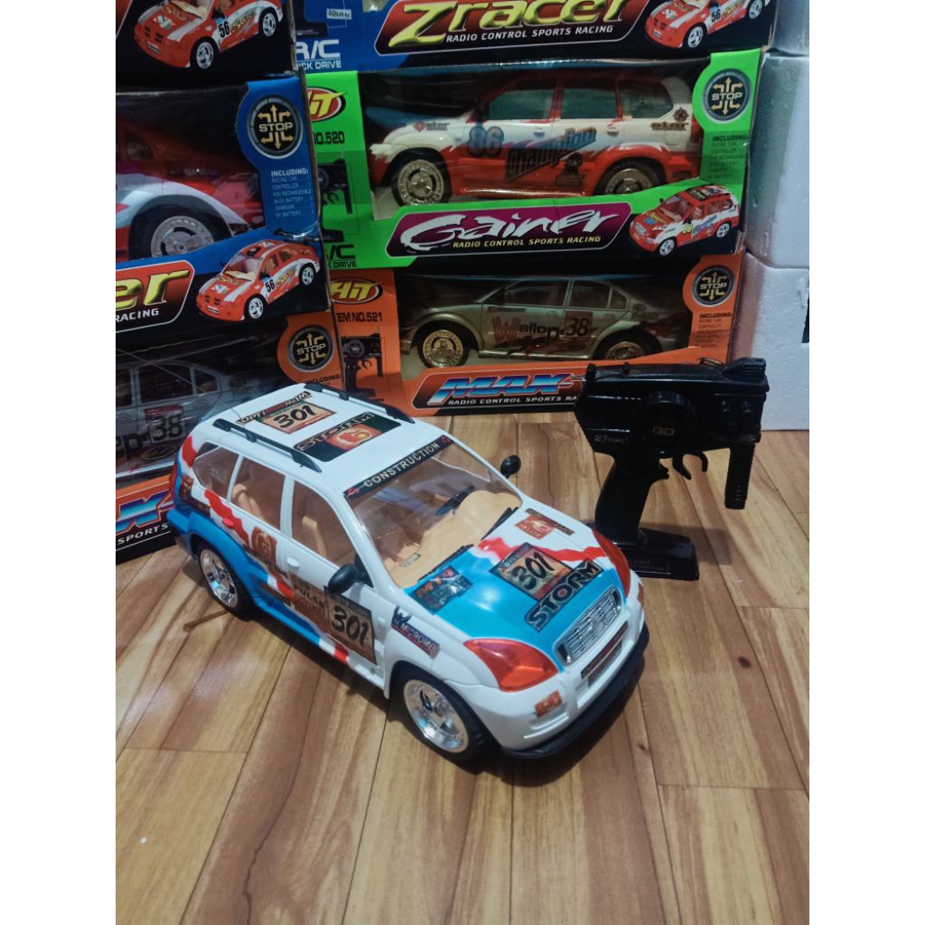 NEW - MOBIL RC 1:10