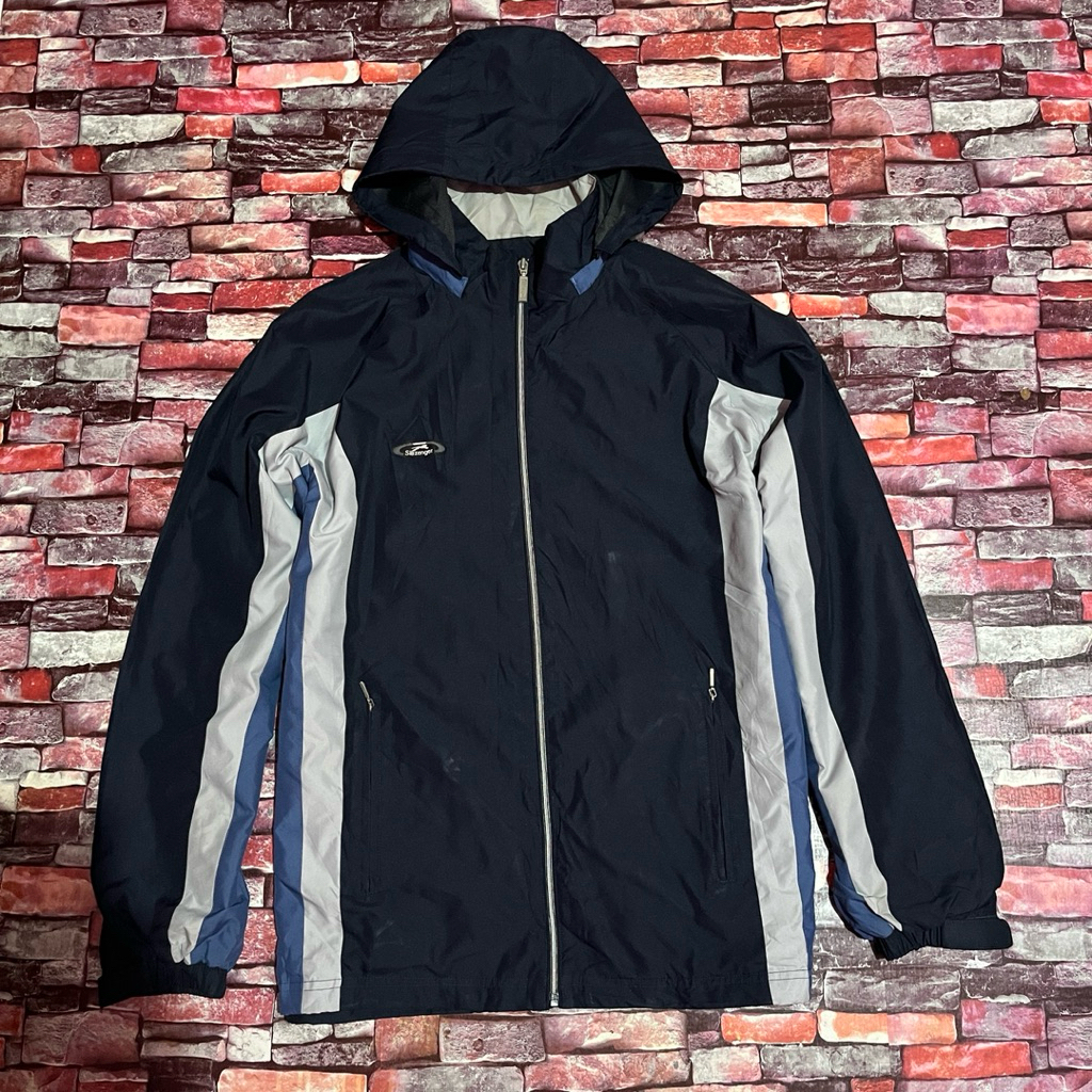 Jaket parasut Slazenger ( Size XL || lebar dada 63 CM Panjang 73 CM )