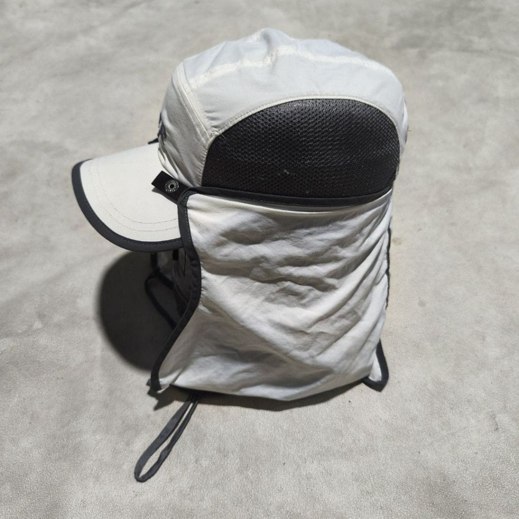 Topi outdoor hiking gunung outdoor research putih