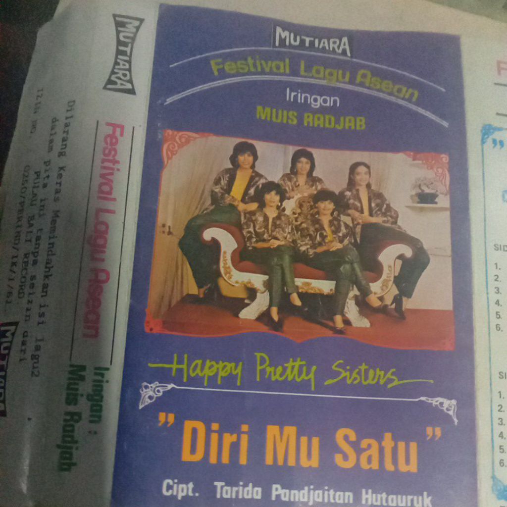 kaset pita HAPPY PRETTY SISTERS A10-011