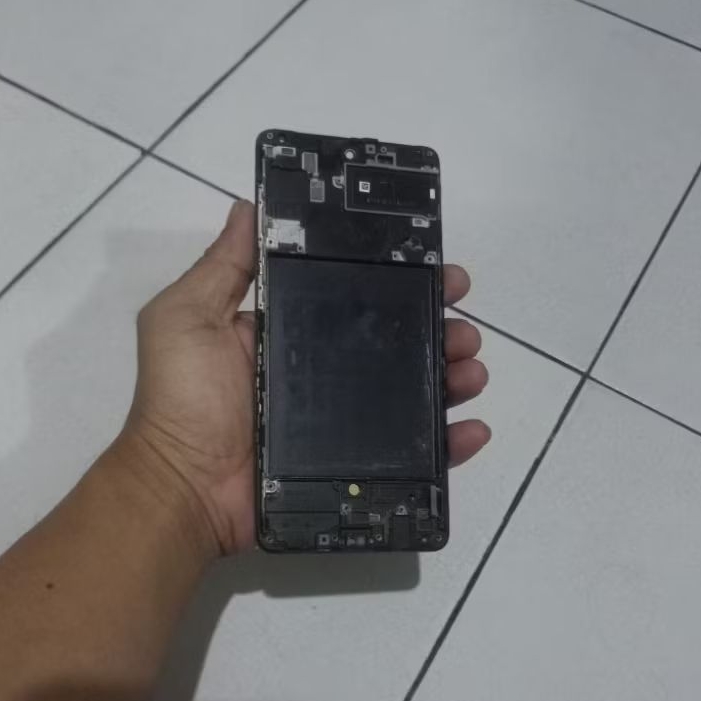 Freme Tatakan Lcd Samsung A71 ORI Second
