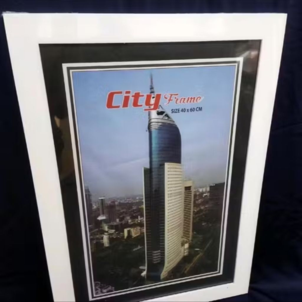 PIGURA MINIMALIS HITAM PUTIH 16RP (40x60cm) BINGKAI MINIMALIS