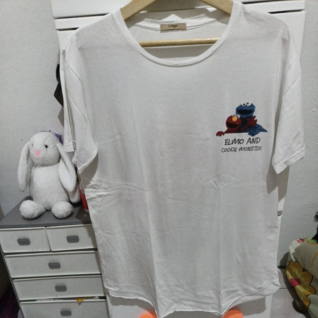 PL Kaos Wanita Elmo U RIGHT