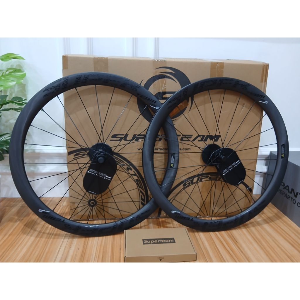 WHEELSET ROADBIKE SUPERTEAM 45MM CX40 DISCBRAKE CARBON BARU